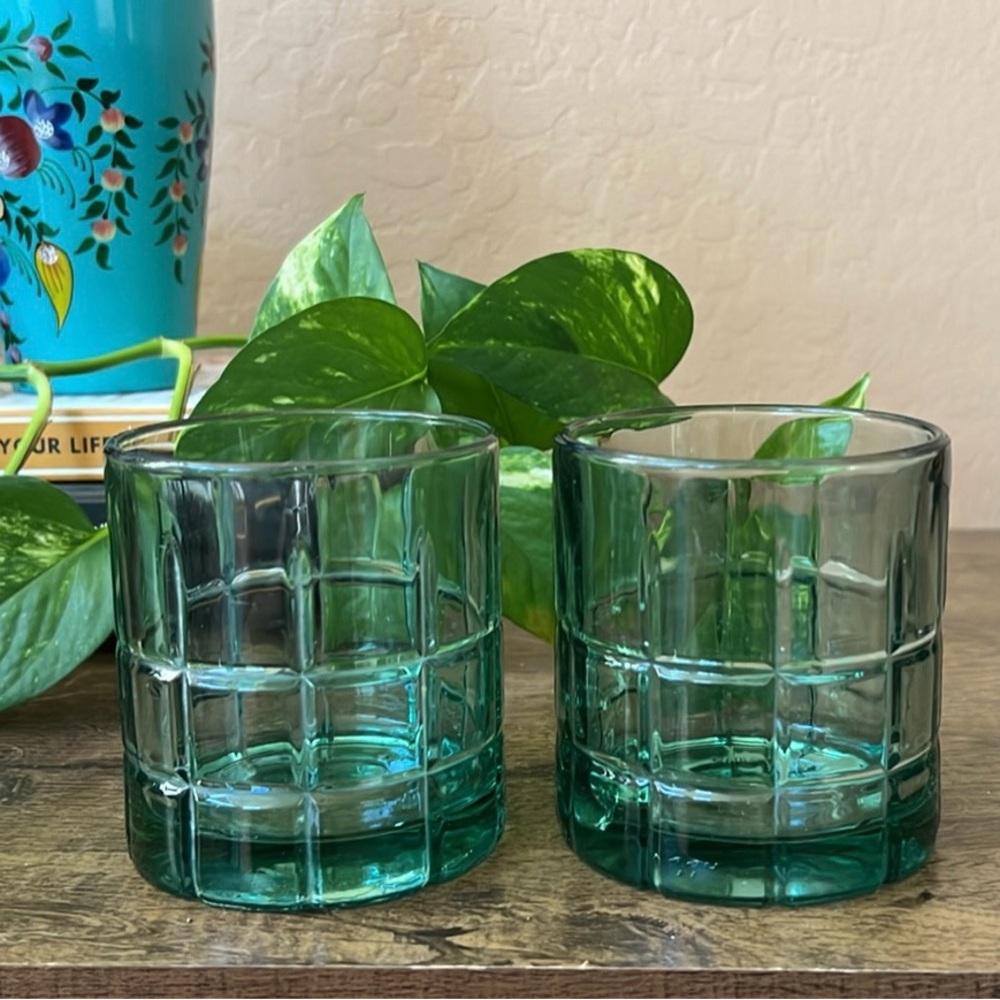 Vintage, green short glasses